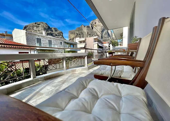 Aliki\'S House